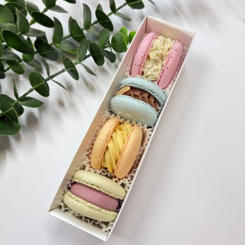 „Macarons rinkinys MINI " desertų rinkinys (TIK atsiėmimas)