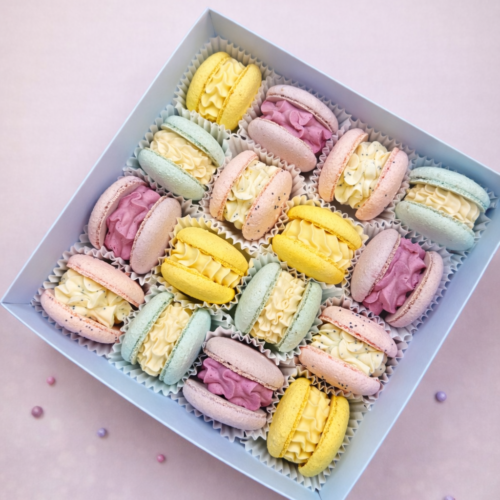 „Macarons rinkinys MAXI " desertų rinkinys (TIK atsiėmimas 04.03)