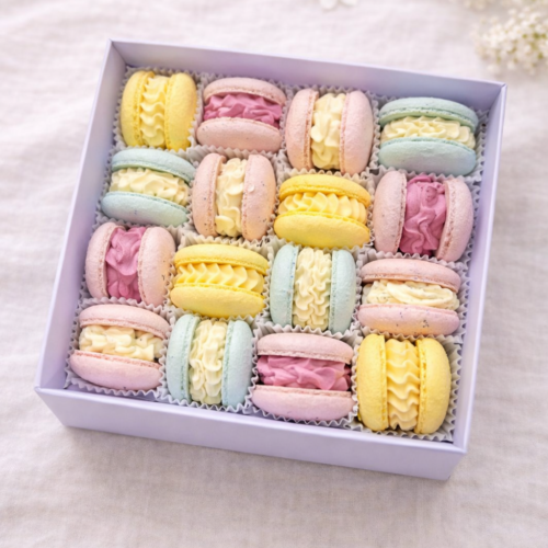 „Macarons rinkinys MAXI " desertų rinkinys (TIK atsiėmimas)